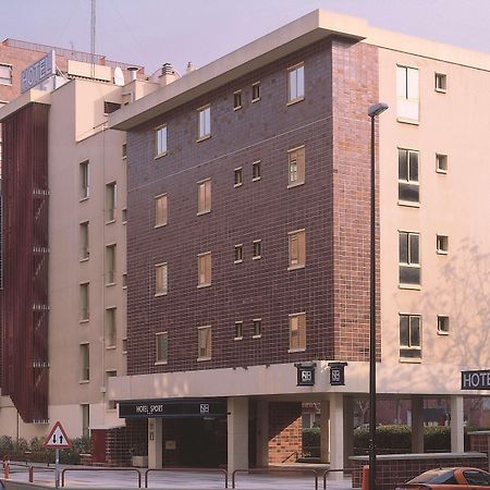 Nh Sport Hotel Сарагоса Екстериор снимка