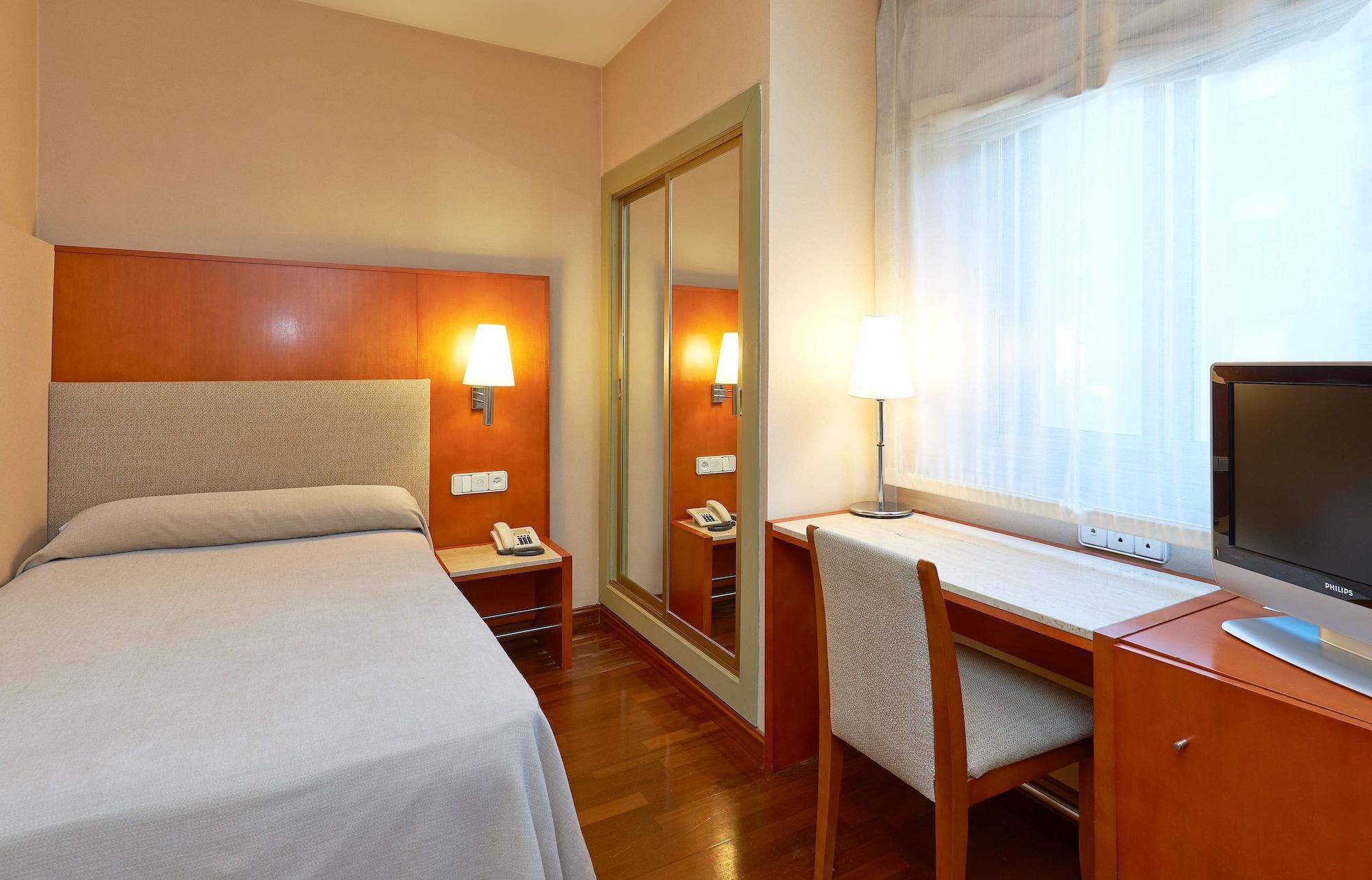 Nh Sport Hotel Сарагоса Екстериор снимка