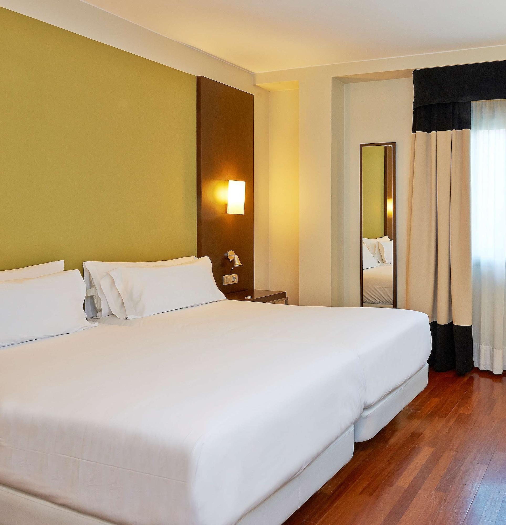 Nh Sport Hotel Сарагоса Екстериор снимка