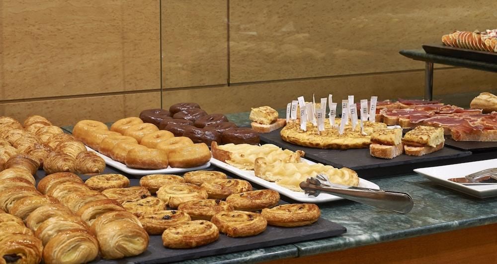 Nh Sport Hotel Сарагоса Екстериор снимка