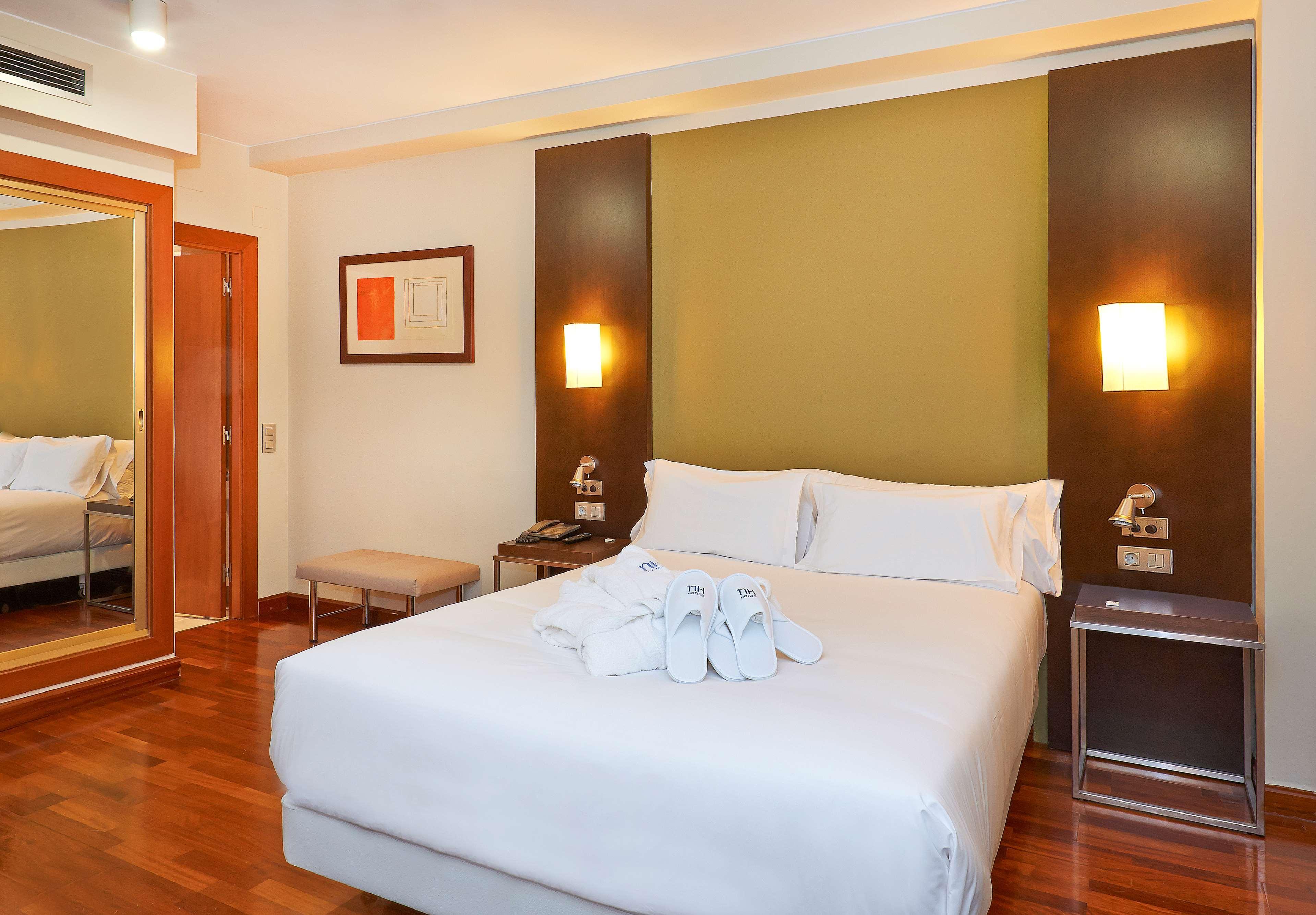 Nh Sport Hotel Сарагоса Екстериор снимка