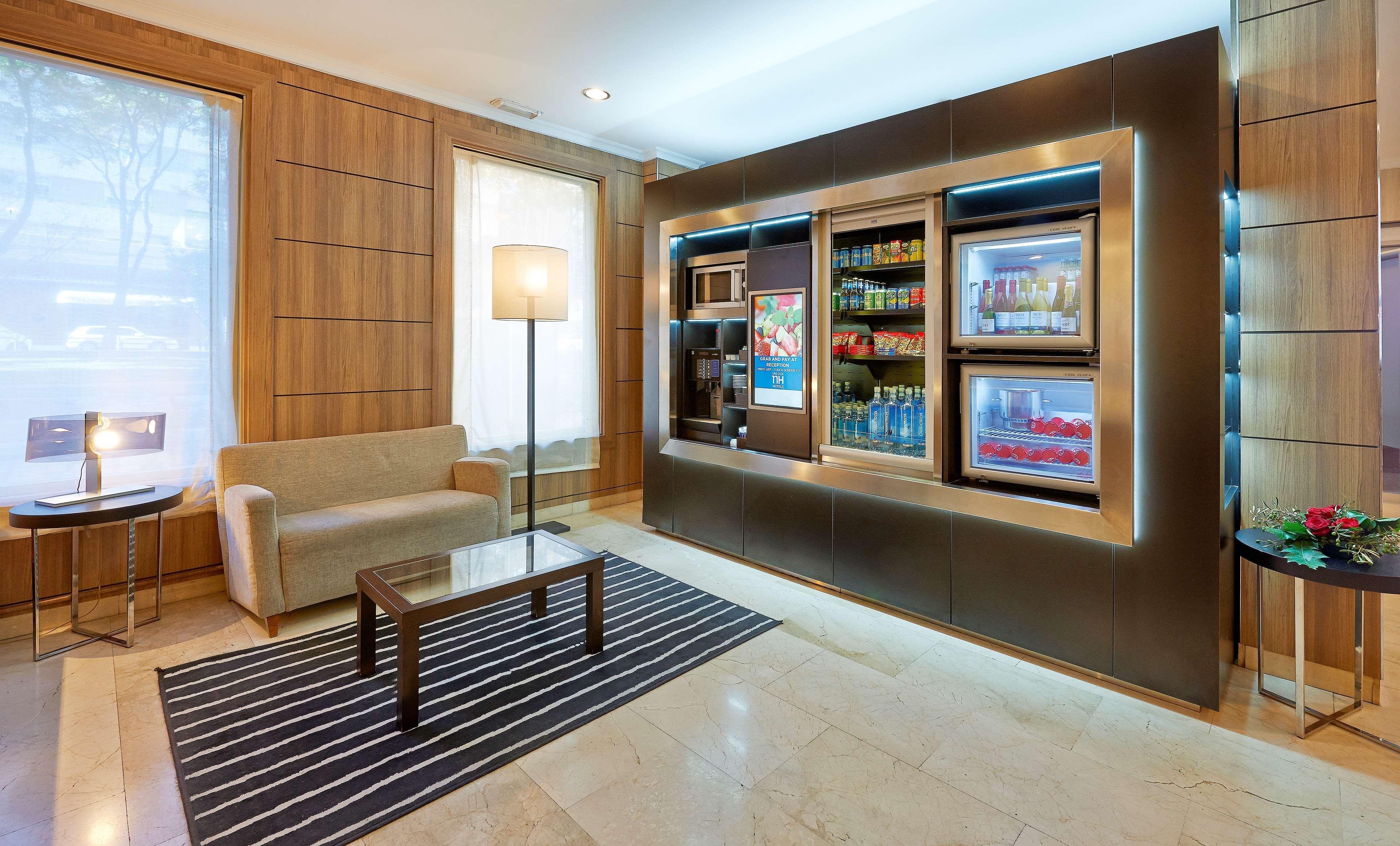 Nh Sport Hotel Сарагоса Екстериор снимка