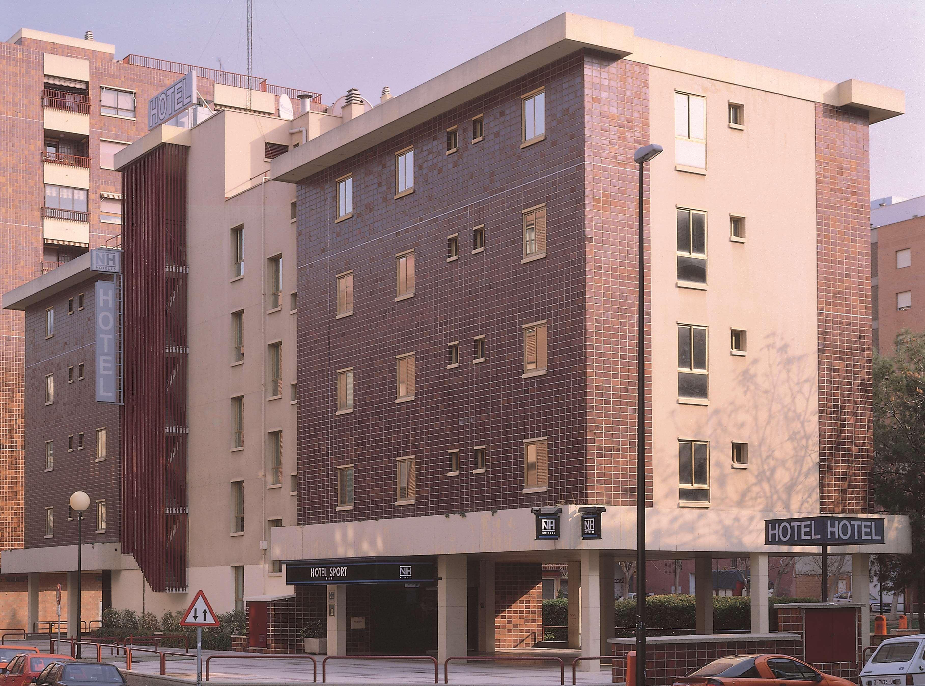 Nh Sport Hotel Сарагоса Екстериор снимка