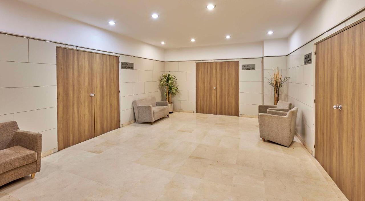 Nh Sport Hotel Сарагоса Екстериор снимка
