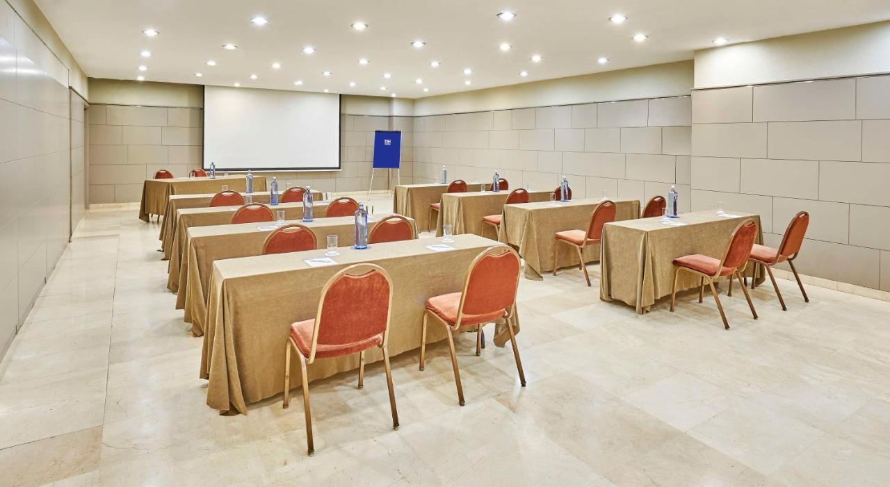 Nh Sport Hotel Сарагоса Екстериор снимка