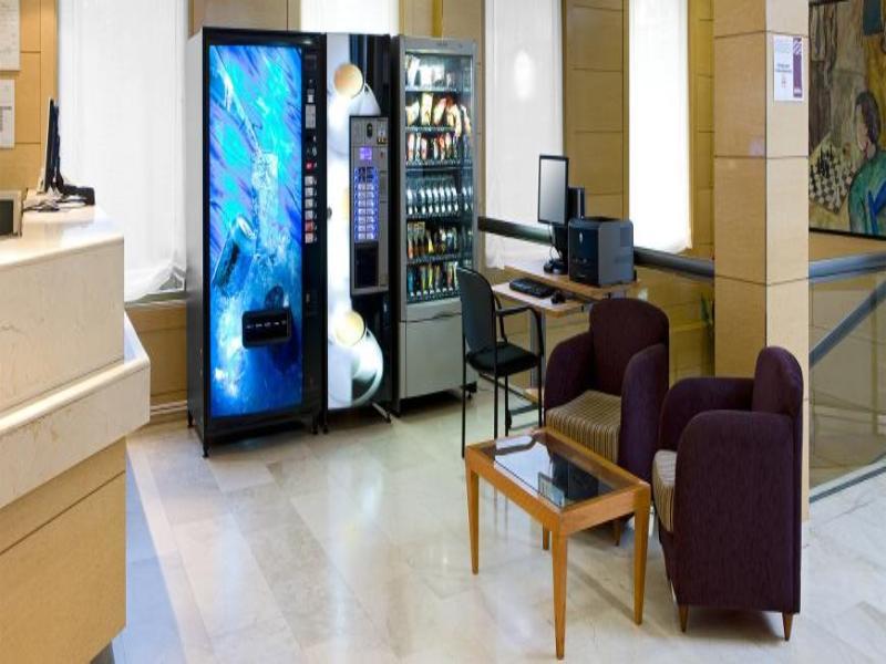 Nh Sport Hotel Сарагоса Екстериор снимка