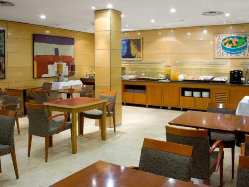 Nh Sport Hotel Сарагоса Екстериор снимка