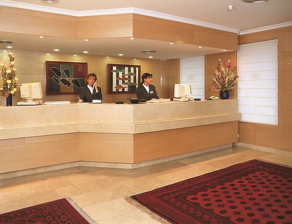 Nh Sport Hotel Сарагоса Интериор снимка