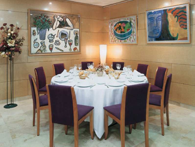 Nh Sport Hotel Сарагоса Екстериор снимка